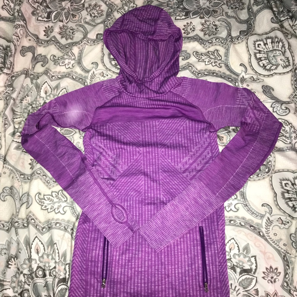 Purple LULULEMON top with hood!!